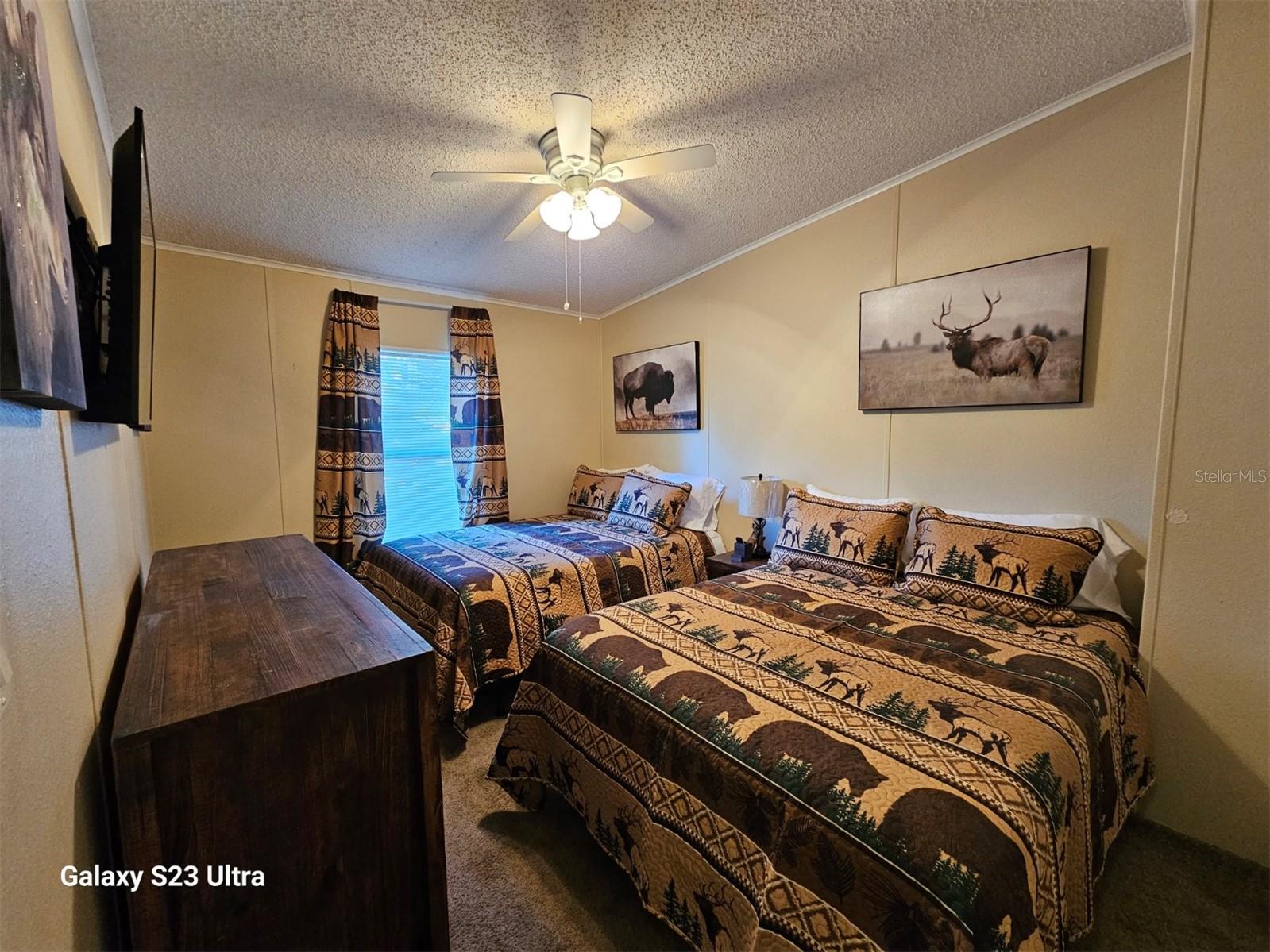 STRAITS SUB - Residential