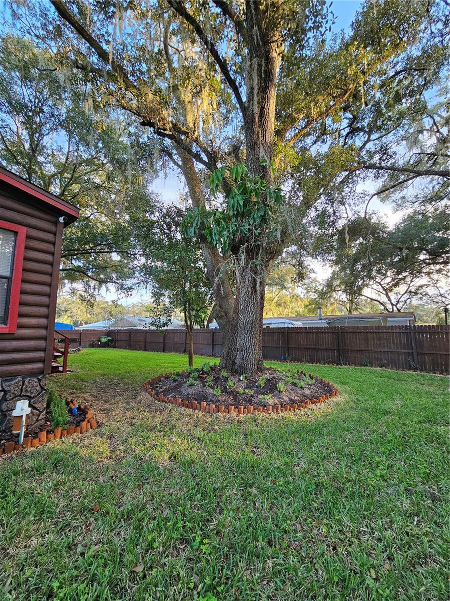 STRAITS SUB - Residential