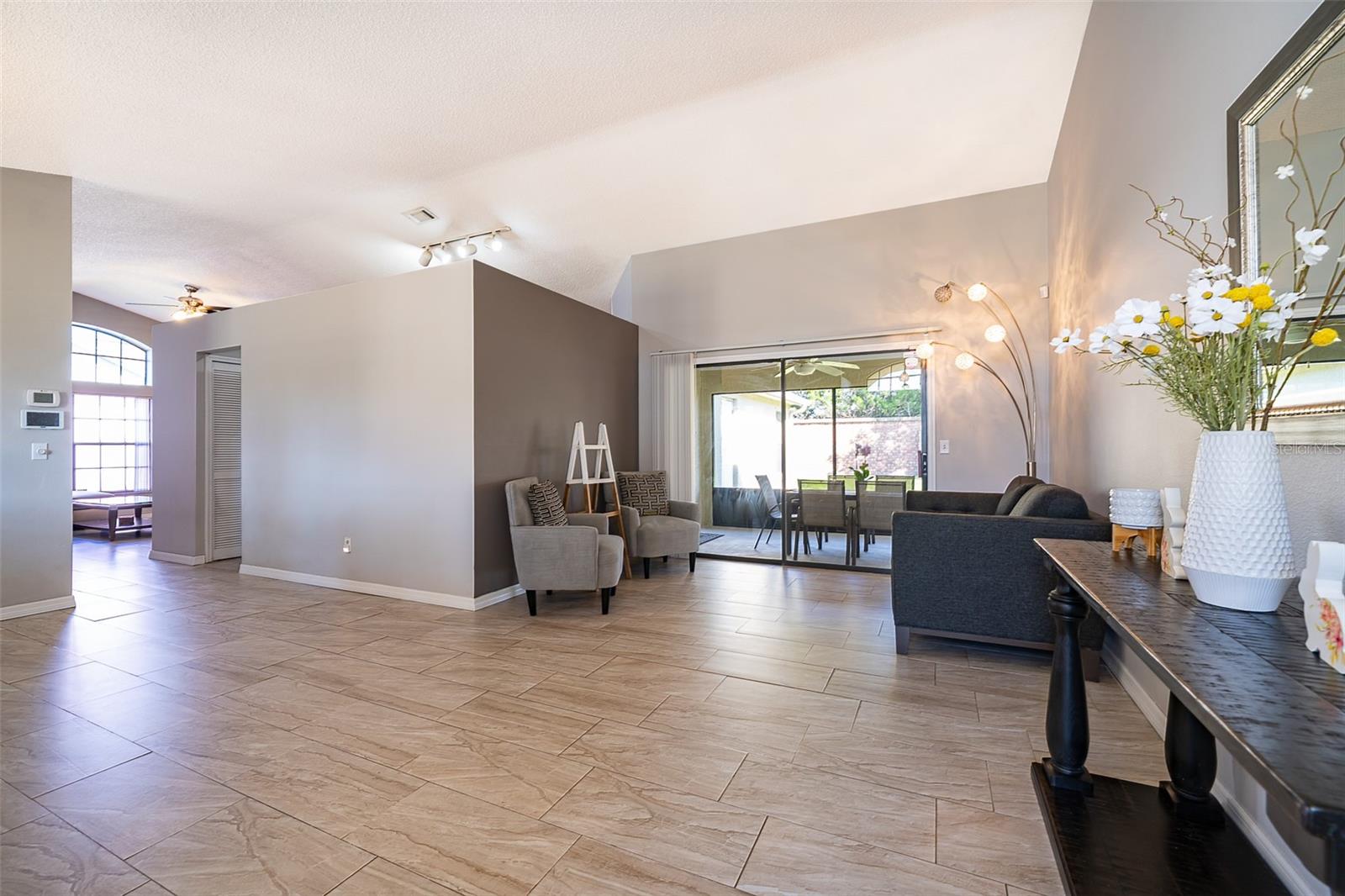 2901 EAGLE LAKE DRIVE