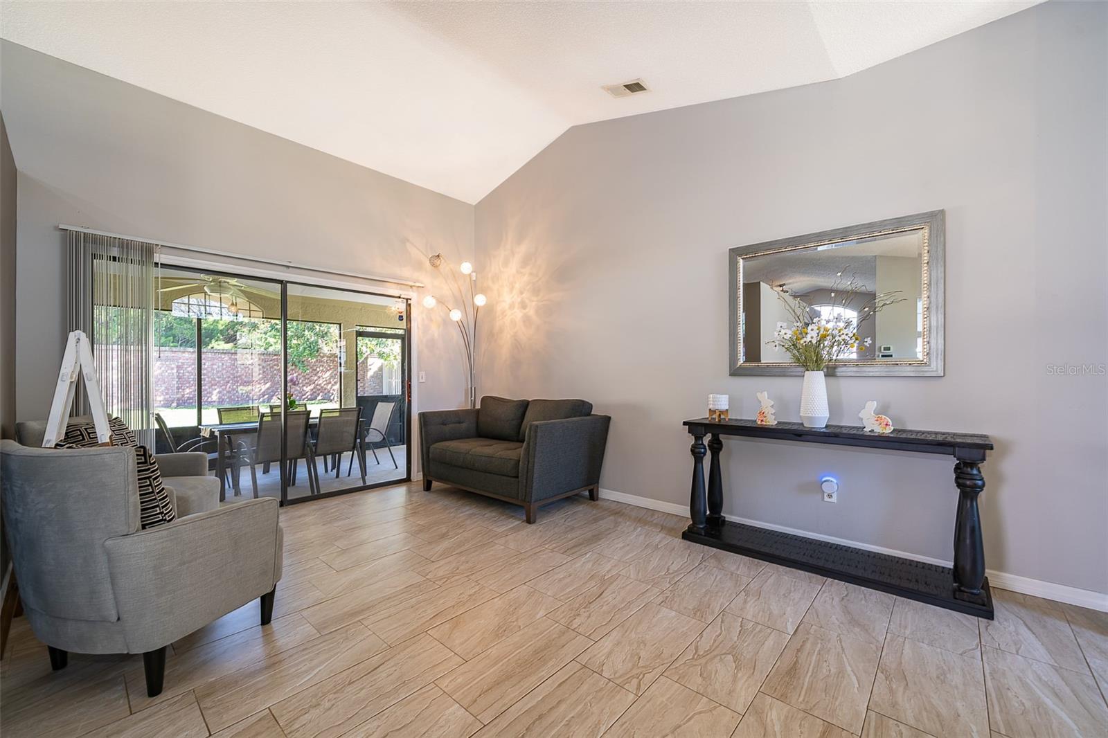 2901 EAGLE LAKE DRIVE