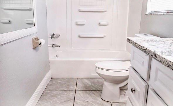 SOUTH VENICE - Residential Lease