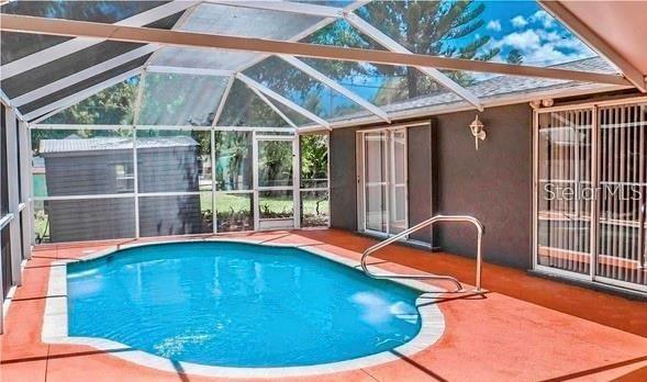 SOUTH VENICE - Residential Lease