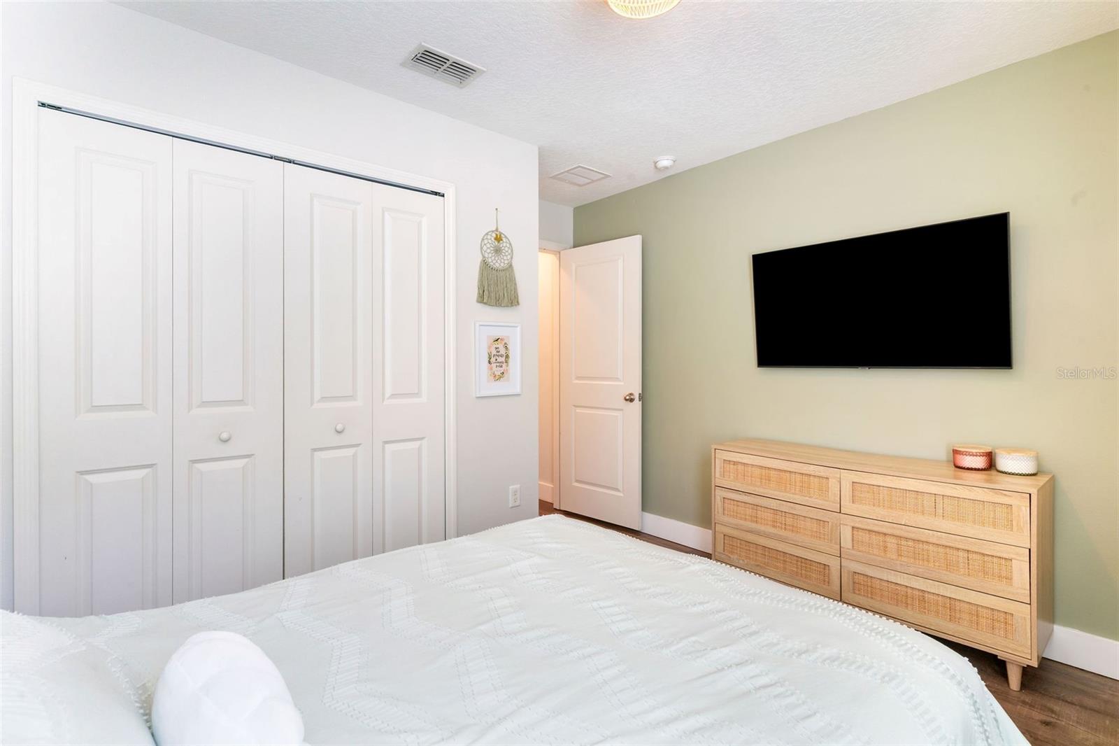 MABEL BRIDGE - Residential Lease