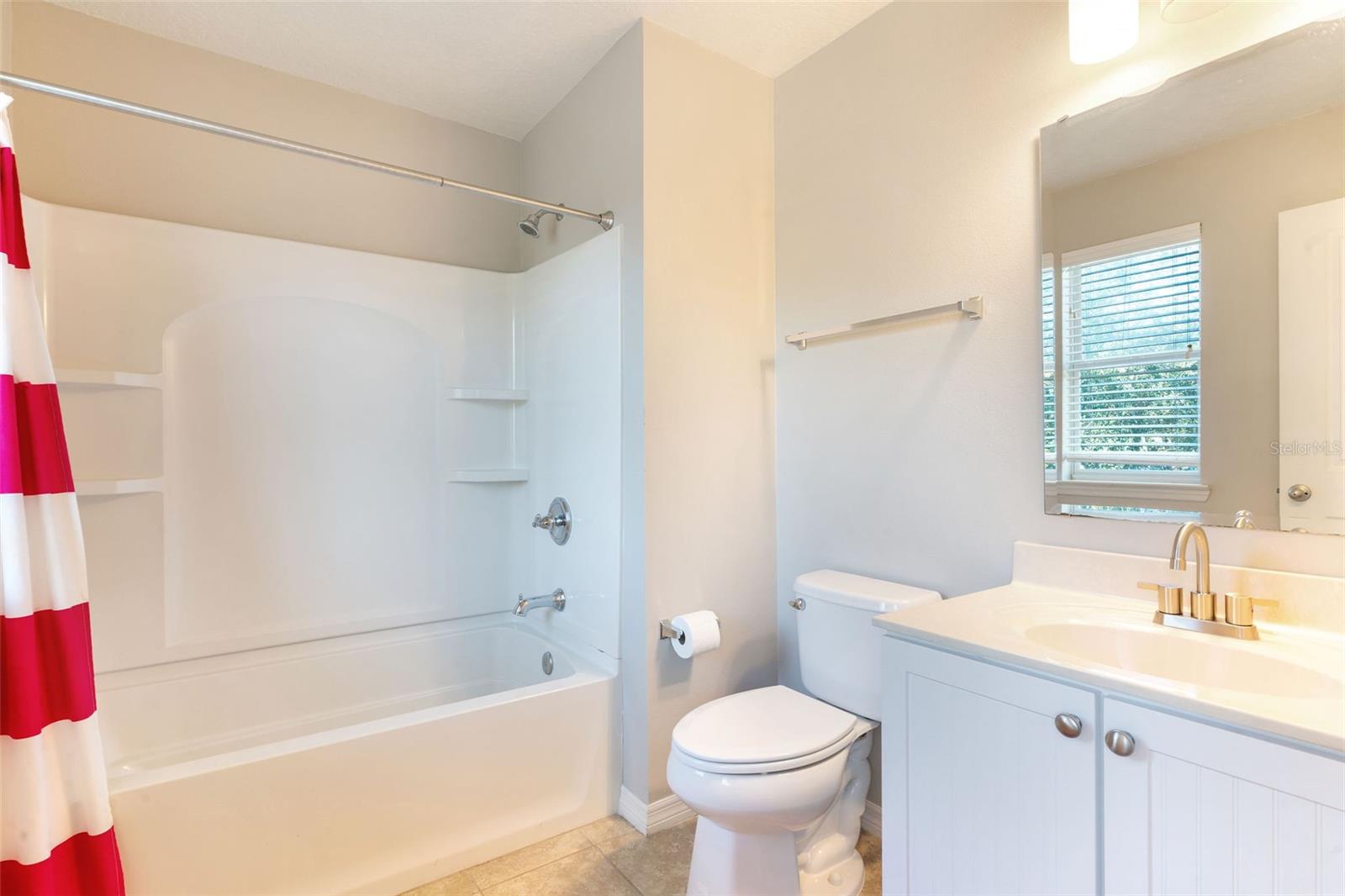 MABEL BRIDGE - Residential Lease