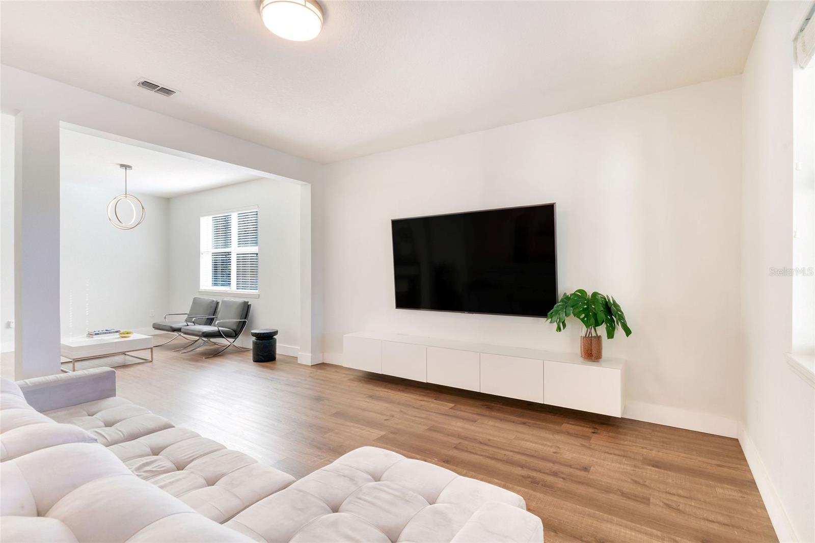 MABEL BRIDGE - Residential Lease