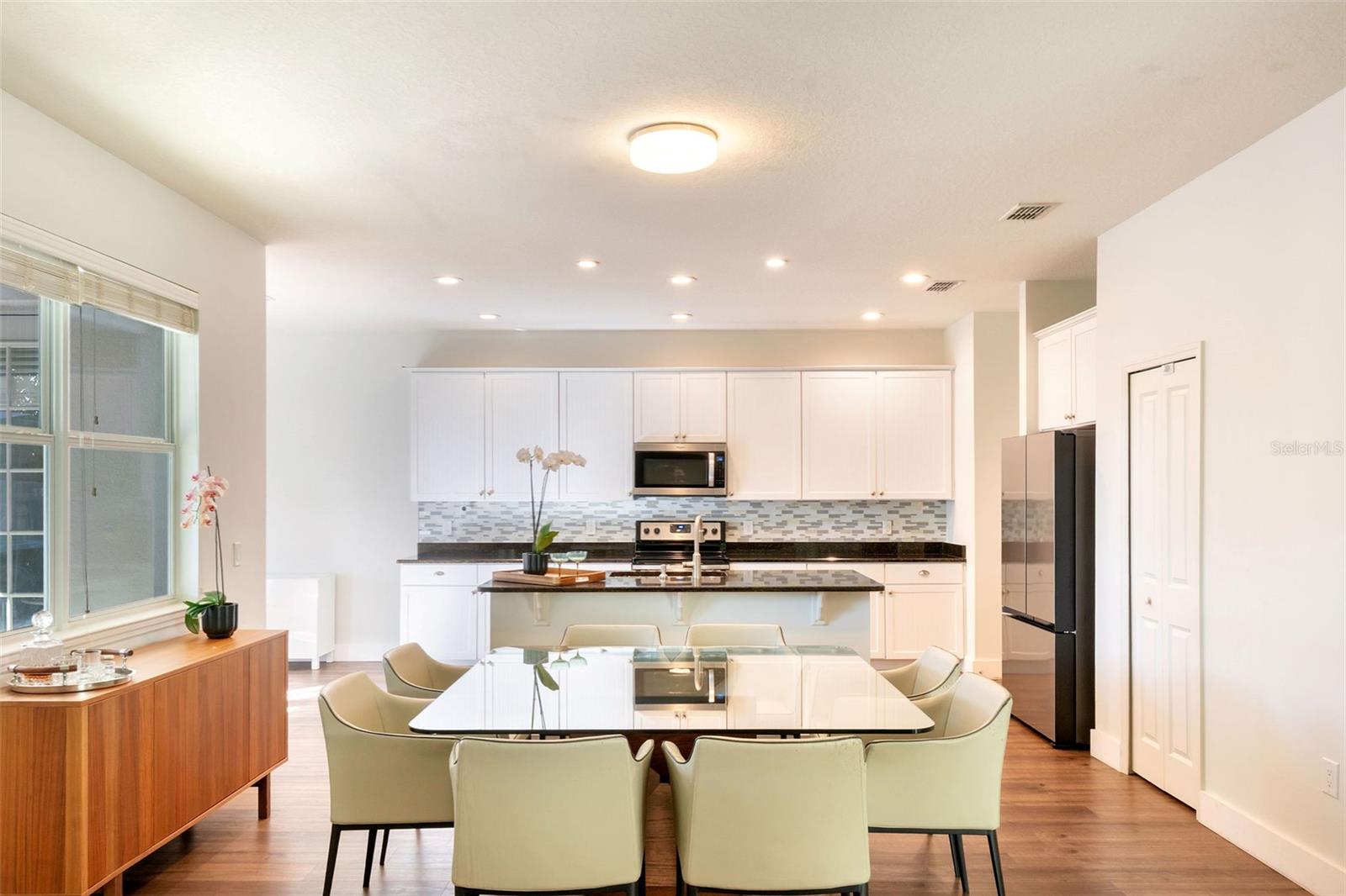 MABEL BRIDGE - Residential Lease