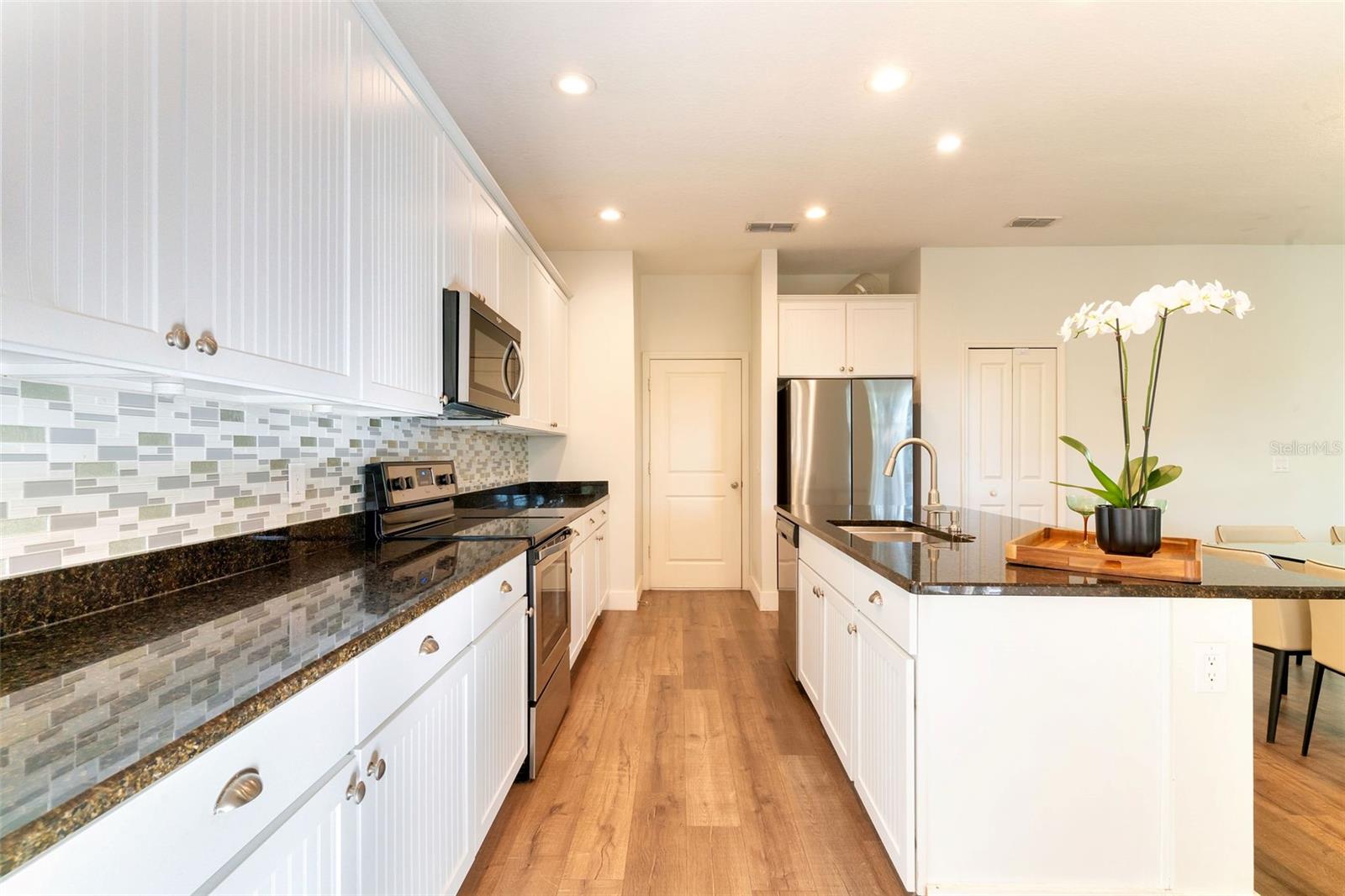 MABEL BRIDGE - Residential Lease