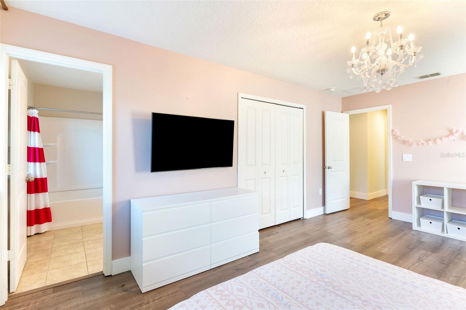 MABEL BRIDGE - Residential Lease