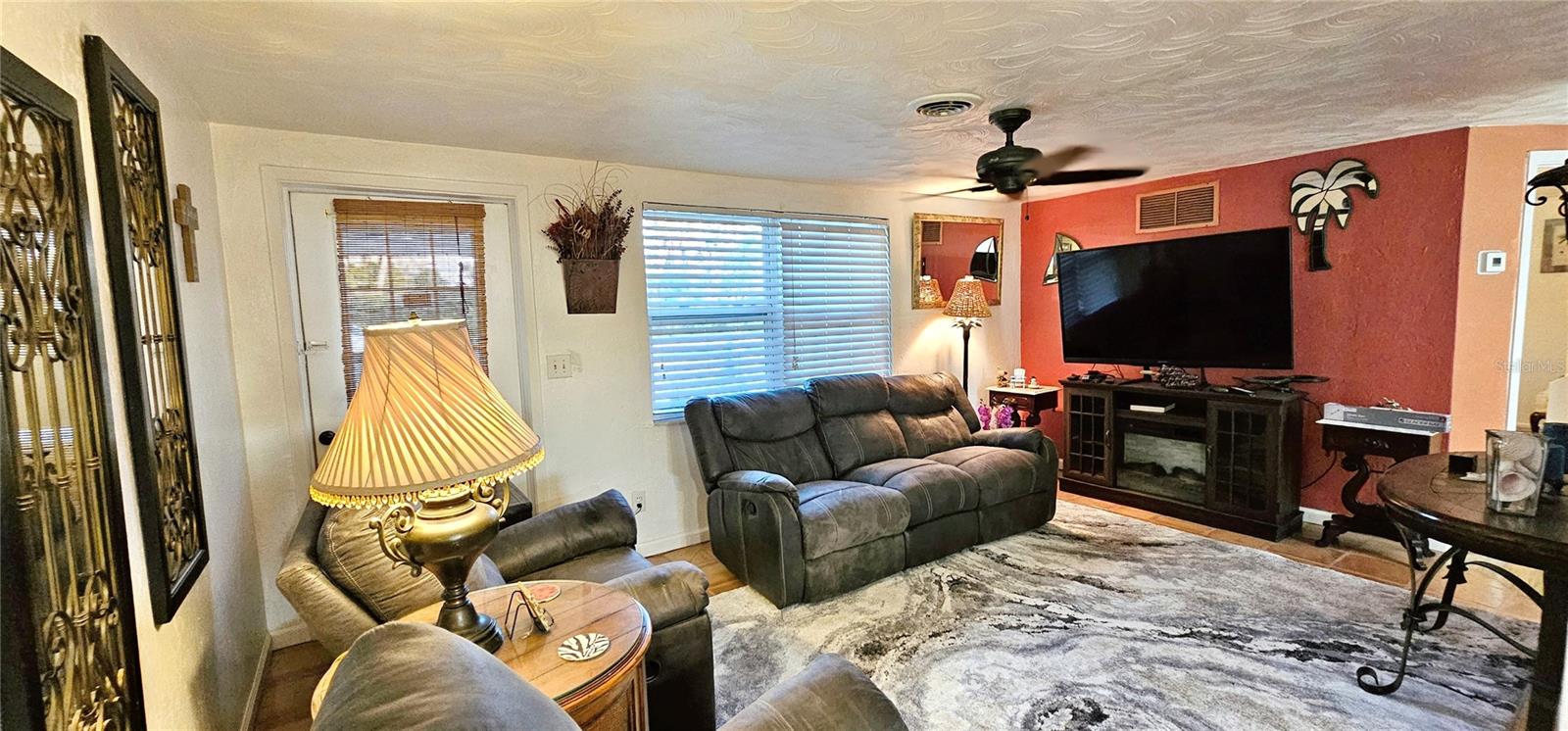 1120 LAMPP DRIVE
