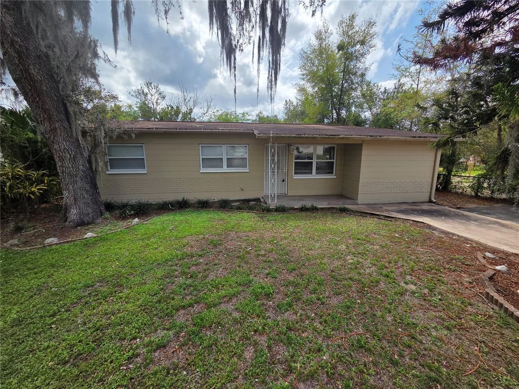 Photo of 4217 E 97th Avenue, Tampa, FL 33617 (MLS # TB8486969)