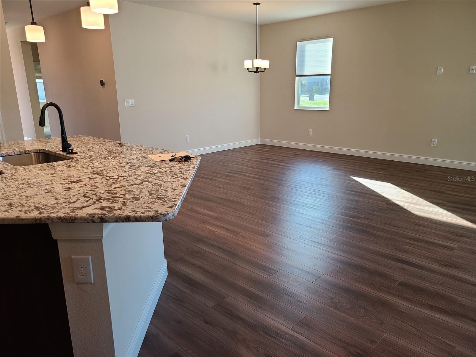 AVAUNCE - Residential Lease