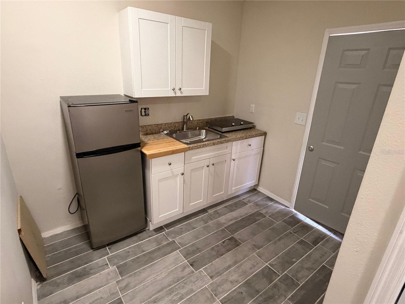 SUGARCREEK SUB UNIT - Residential Lease