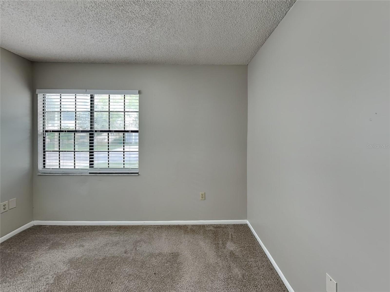 THE VILLAGES OF LAKESIDE SOUTH PH I REV - Residential Lease