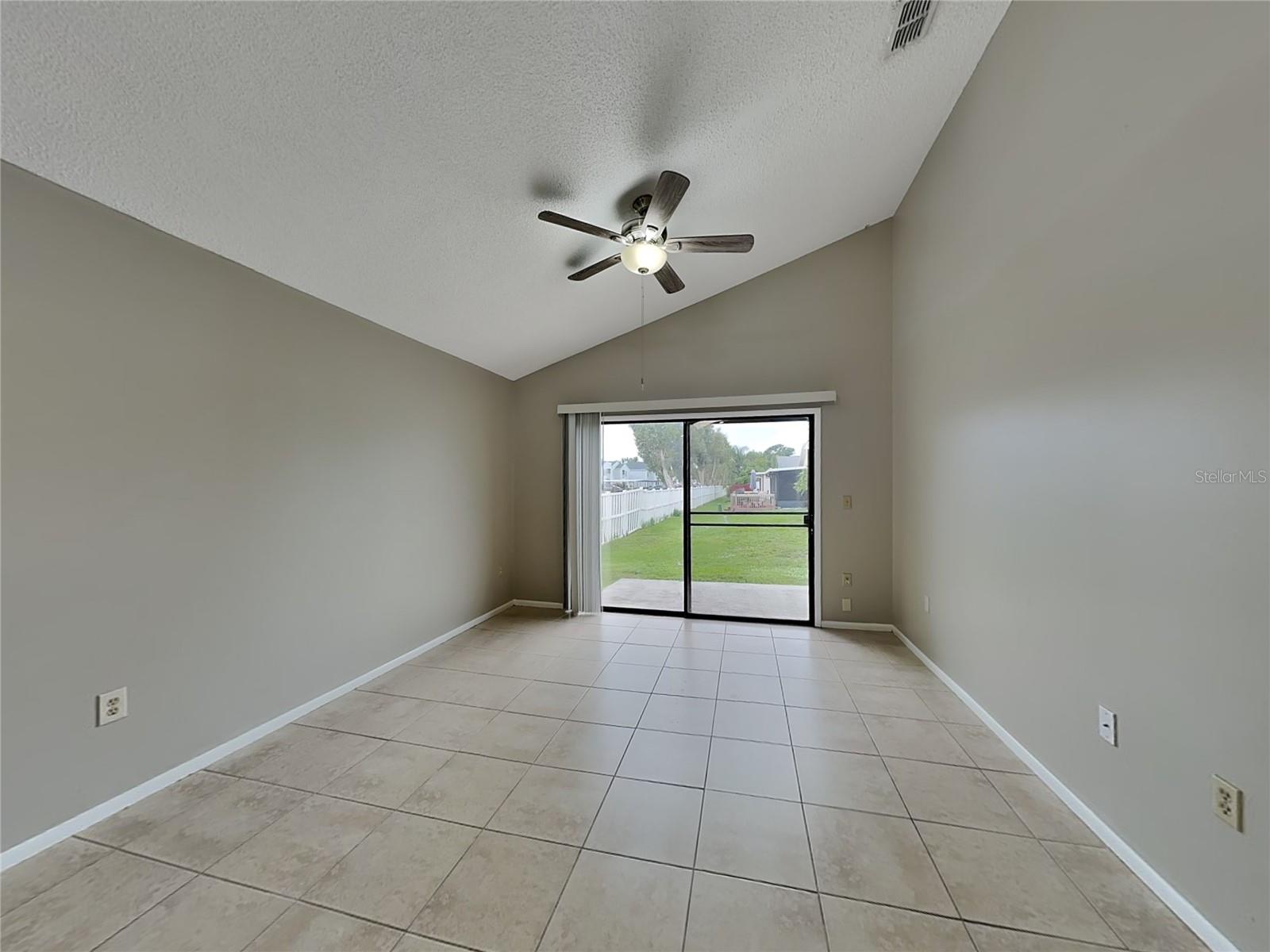 THE VILLAGES OF LAKESIDE SOUTH PH I REV - Residential Lease