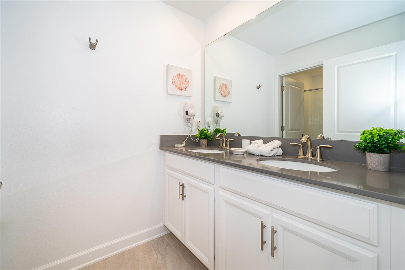 CHAMPIONS GATE - Residential Lease