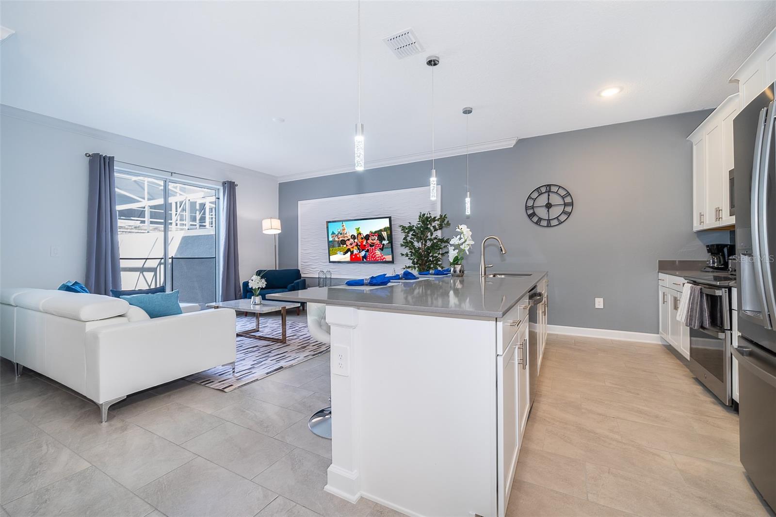 CHAMPIONS GATE - Residential Lease