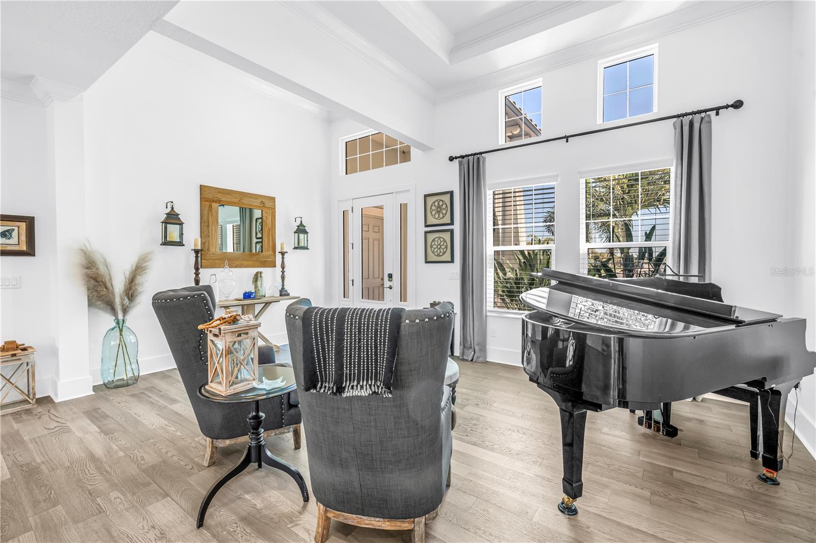 1015700; SANCTUARY COVE - Residential