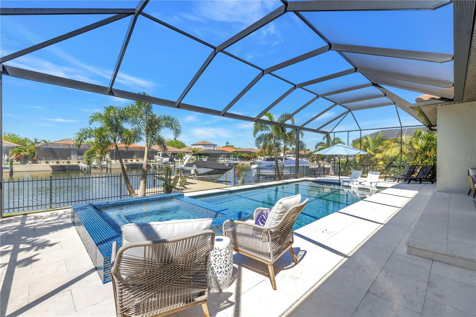 1015700; SANCTUARY COVE - Residential