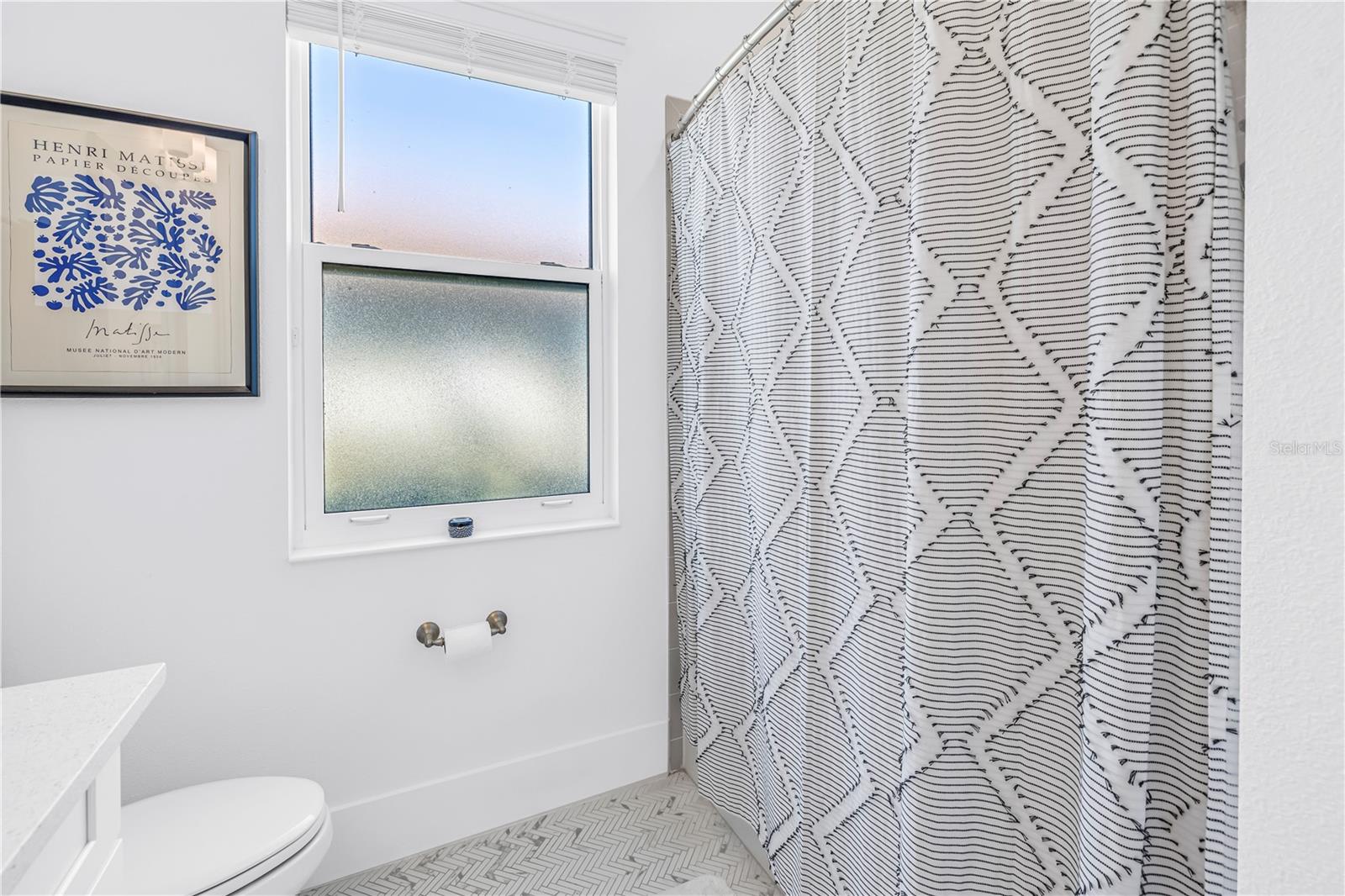 1015700; SANCTUARY COVE - Residential