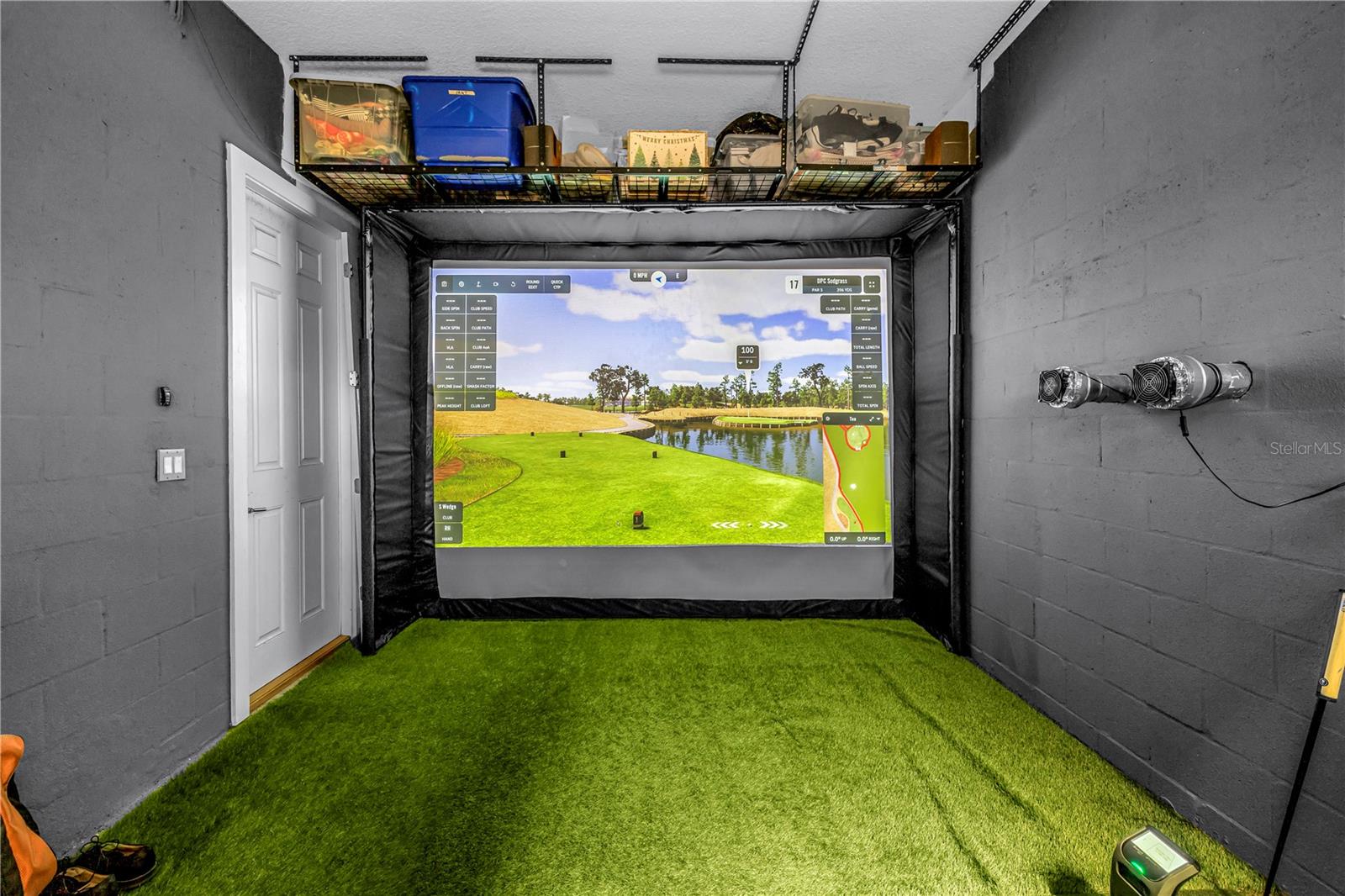 1015700; SANCTUARY COVE - Residential