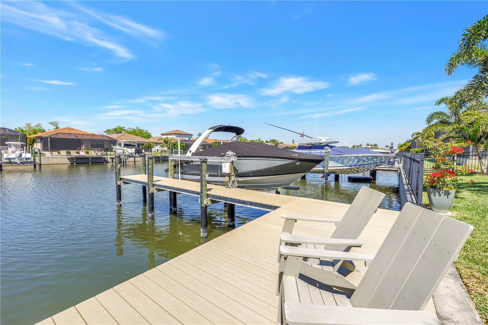 1015700; SANCTUARY COVE - Residential