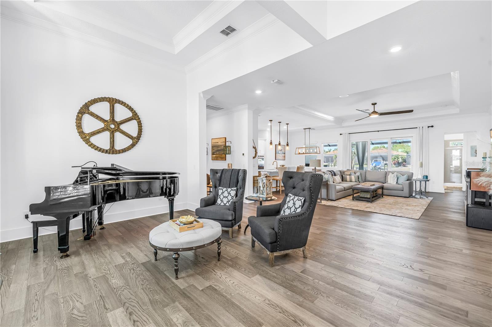 1015700; SANCTUARY COVE - Residential