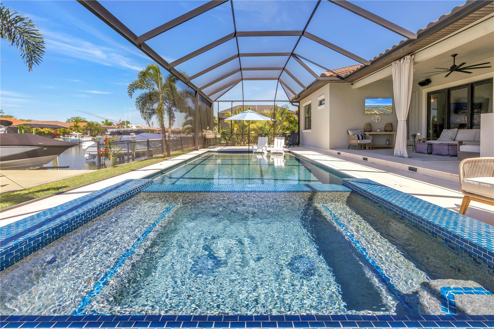 1015700; SANCTUARY COVE - Residential