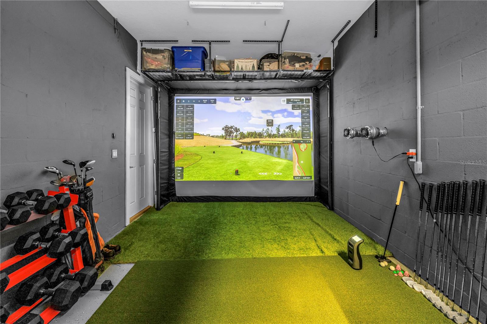 1015700; SANCTUARY COVE - Residential