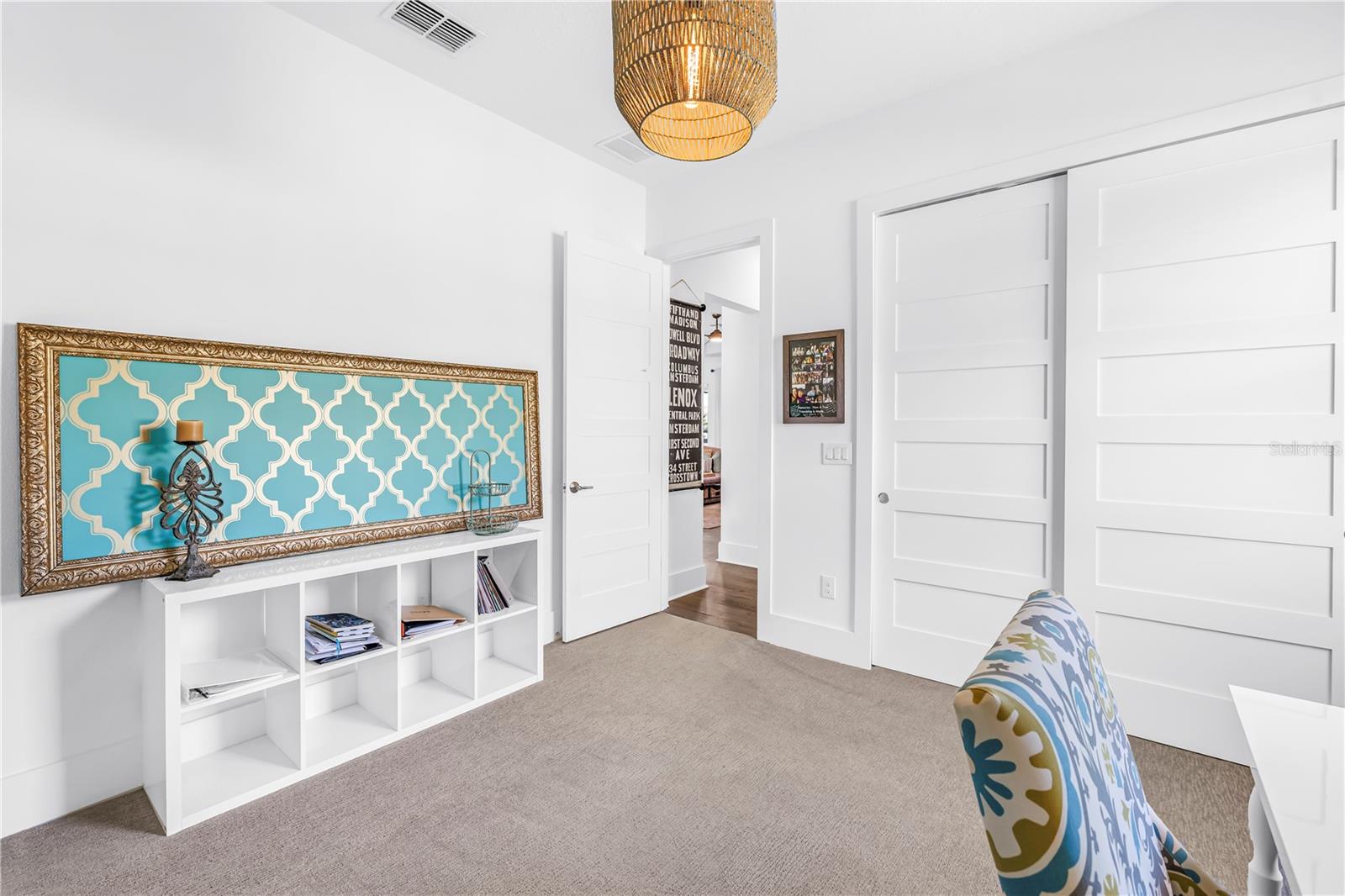 1015700; SANCTUARY COVE - Residential