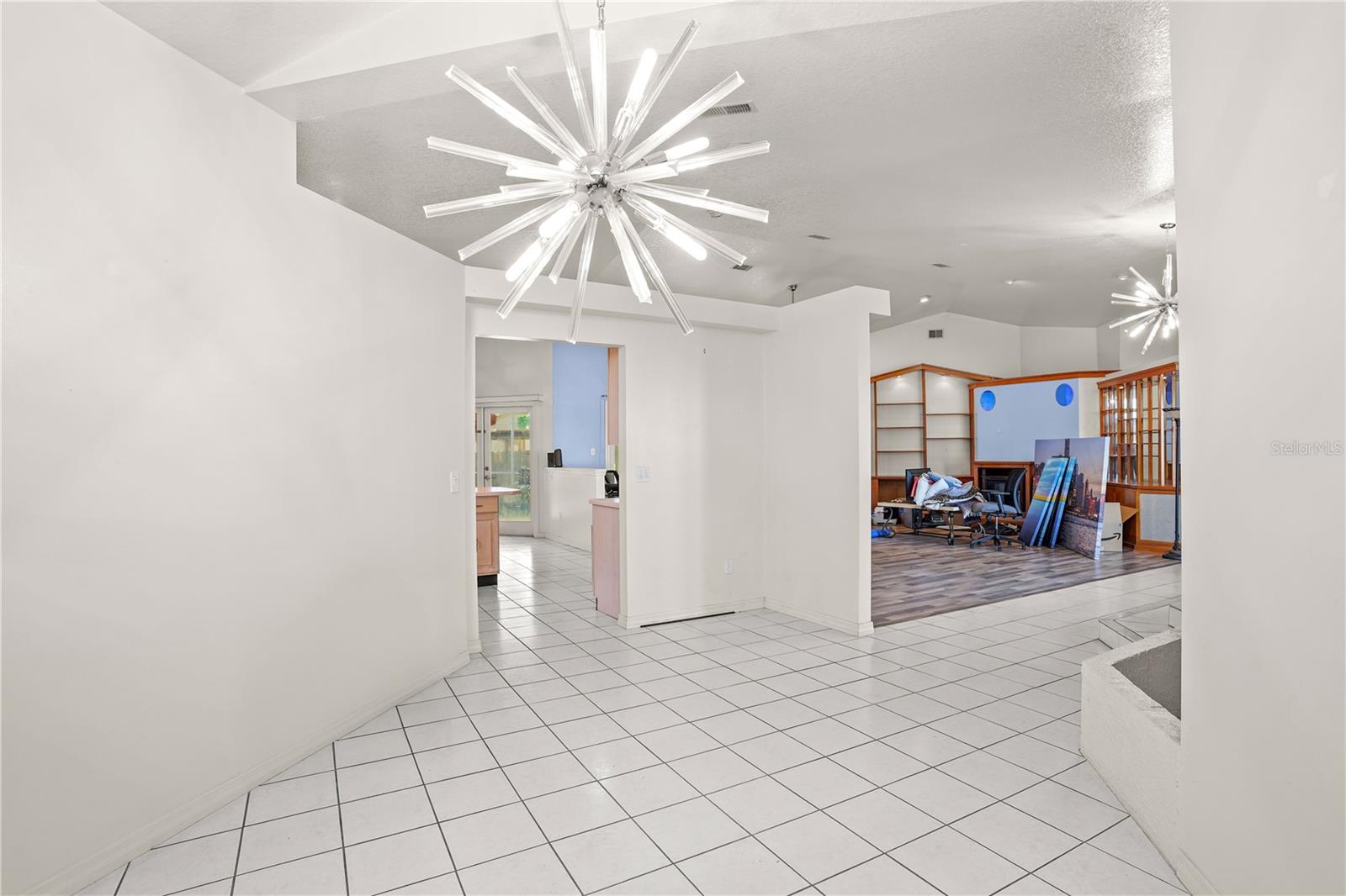 ERROL ESTATE - Residential