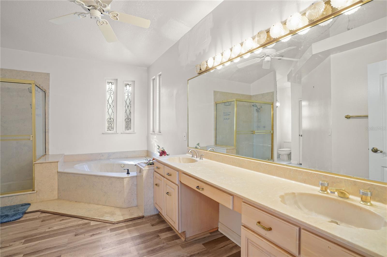 ERROL ESTATE - Residential