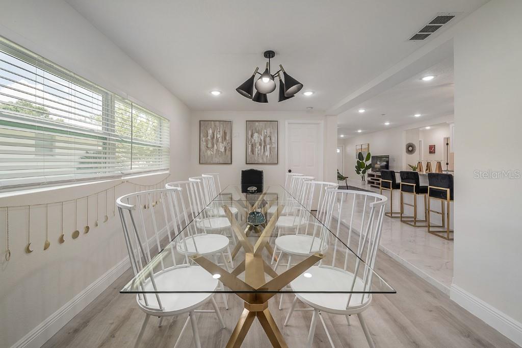 HIGHWAY PARK - Residential Lease
