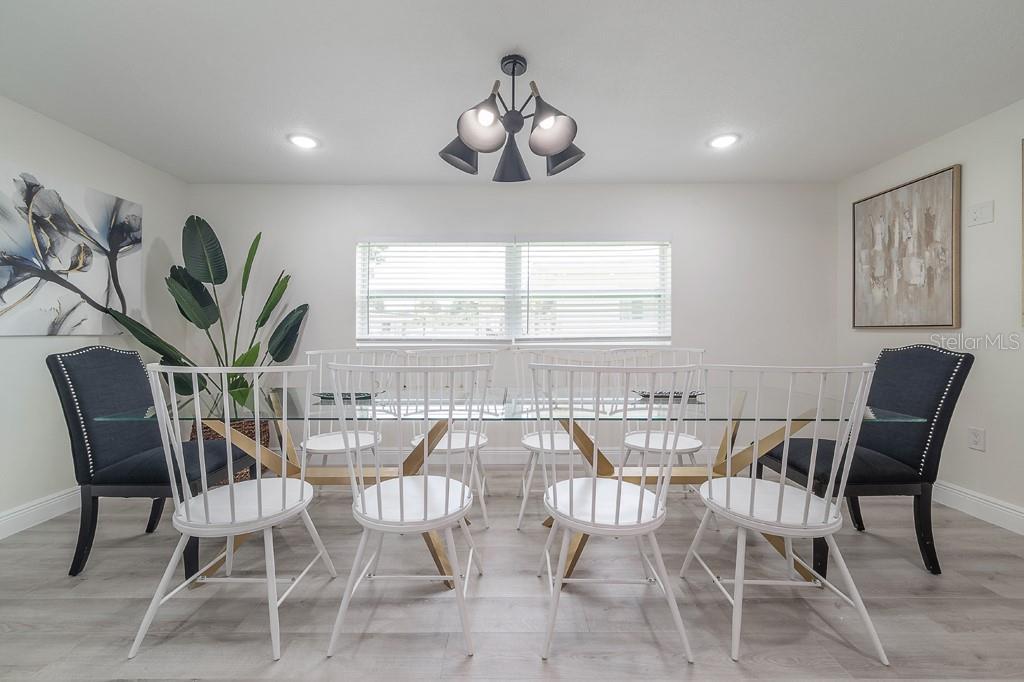 HIGHWAY PARK - Residential Lease