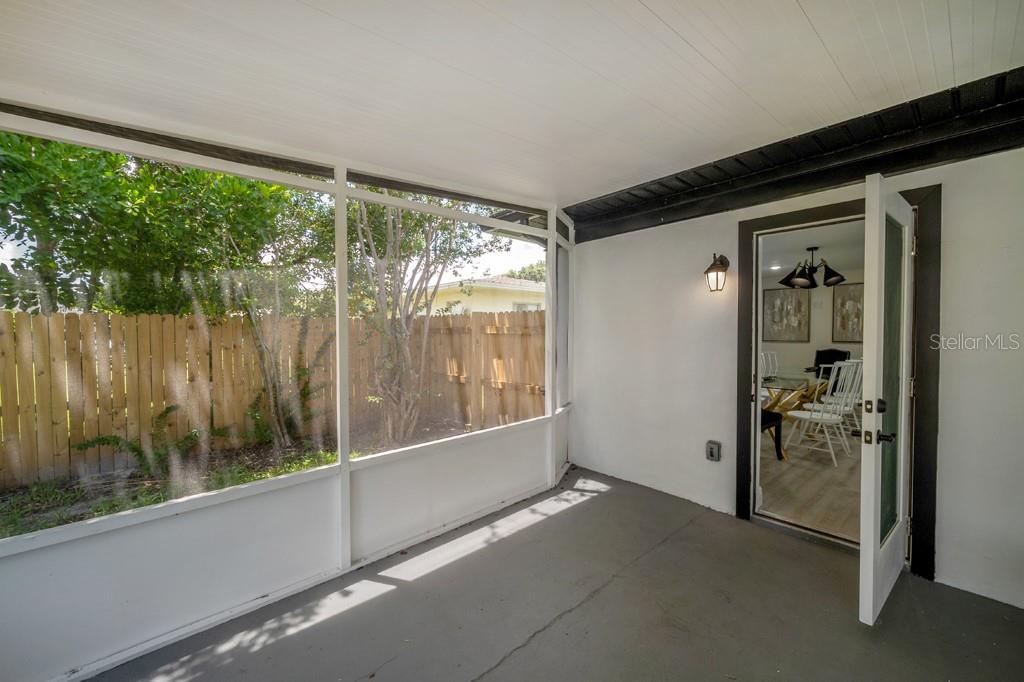 HIGHWAY PARK - Residential Lease