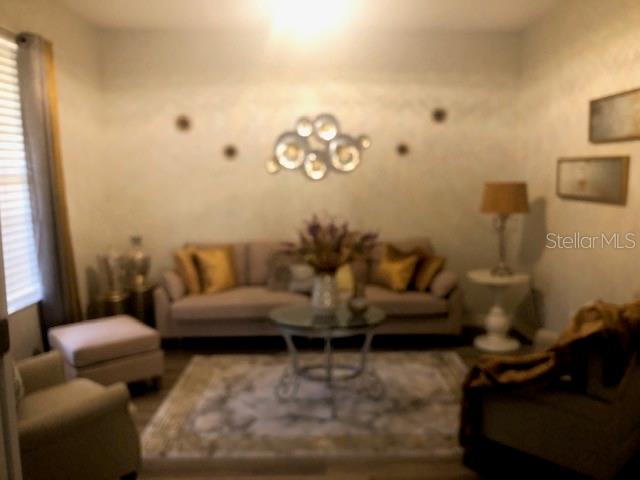 ASBEL CREEK PH 01 - Residential Lease