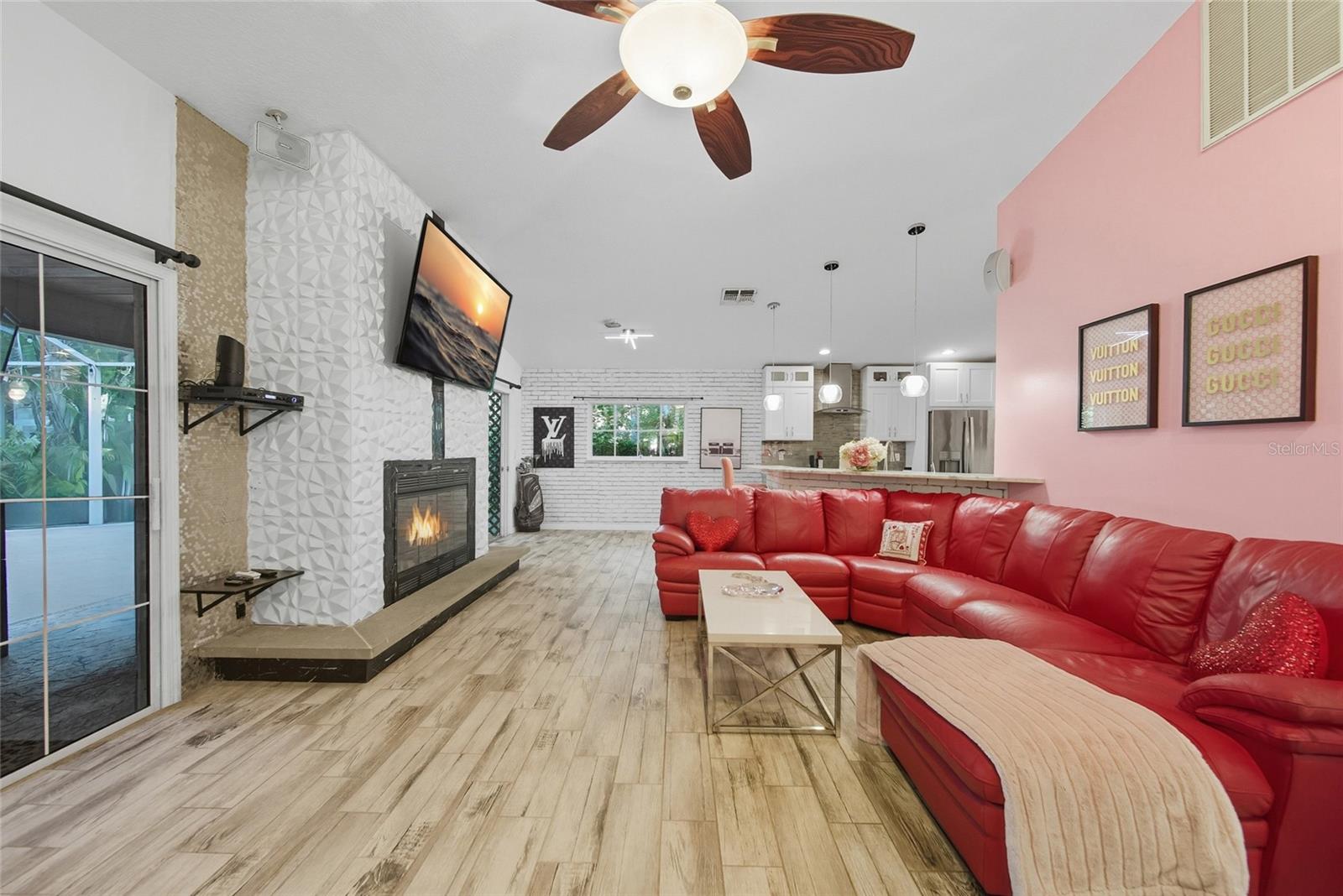 GULF COAST ACRES - Residential