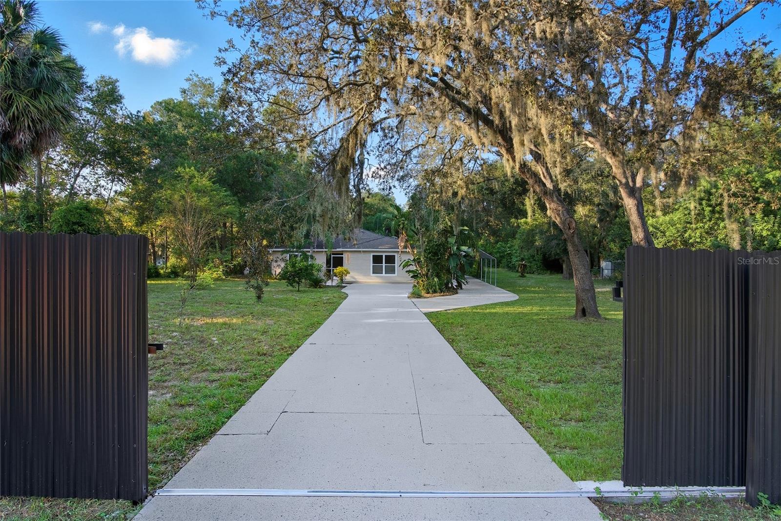 GULF COAST ACRES - Residential