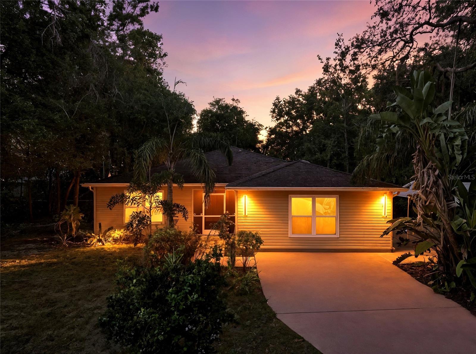 GULF COAST ACRES - Residential