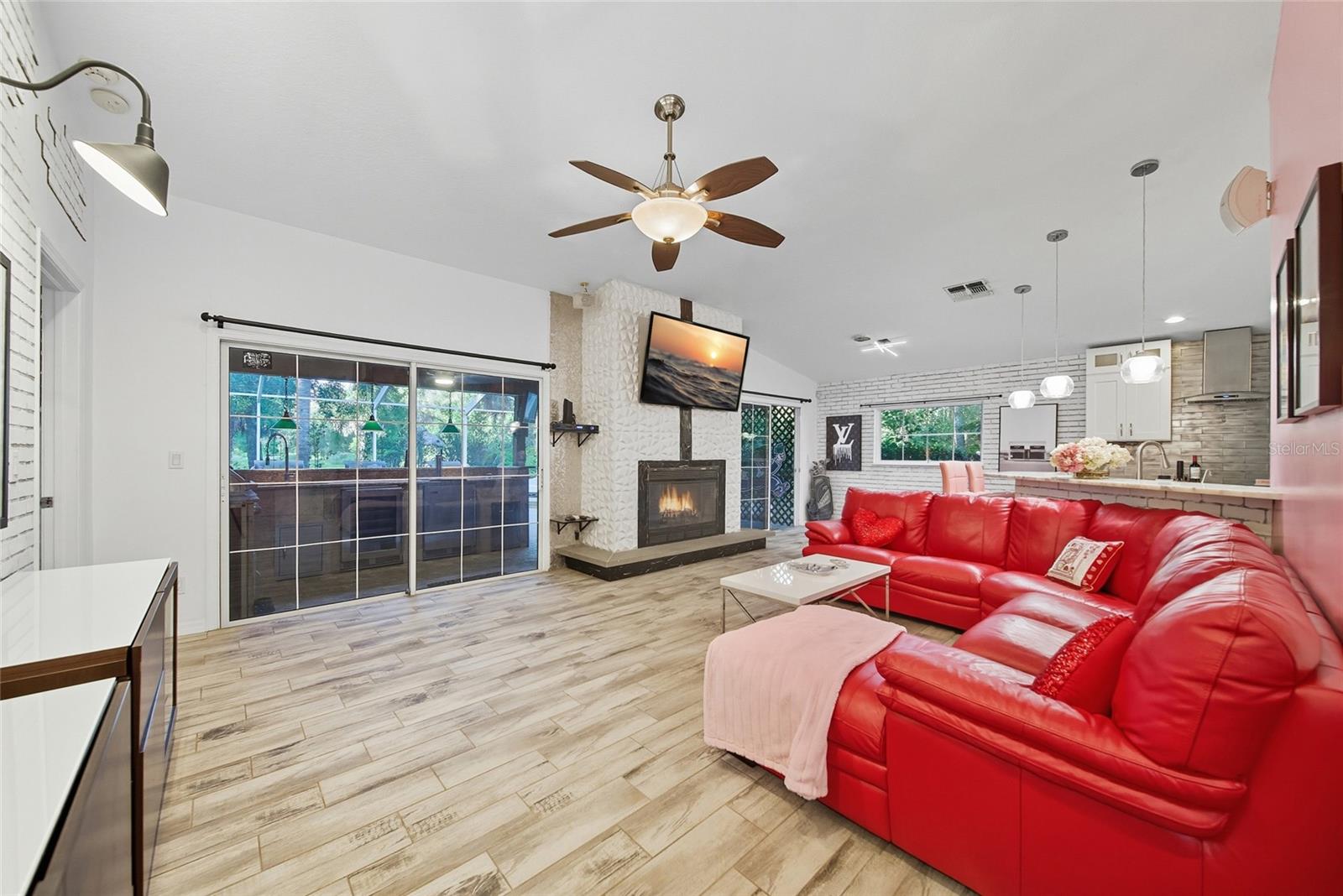 GULF COAST ACRES - Residential