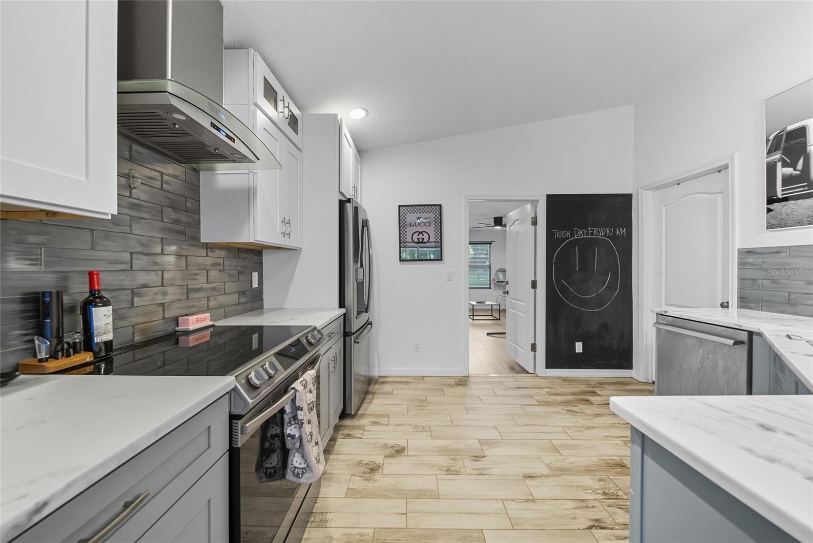 GULF COAST ACRES - Residential