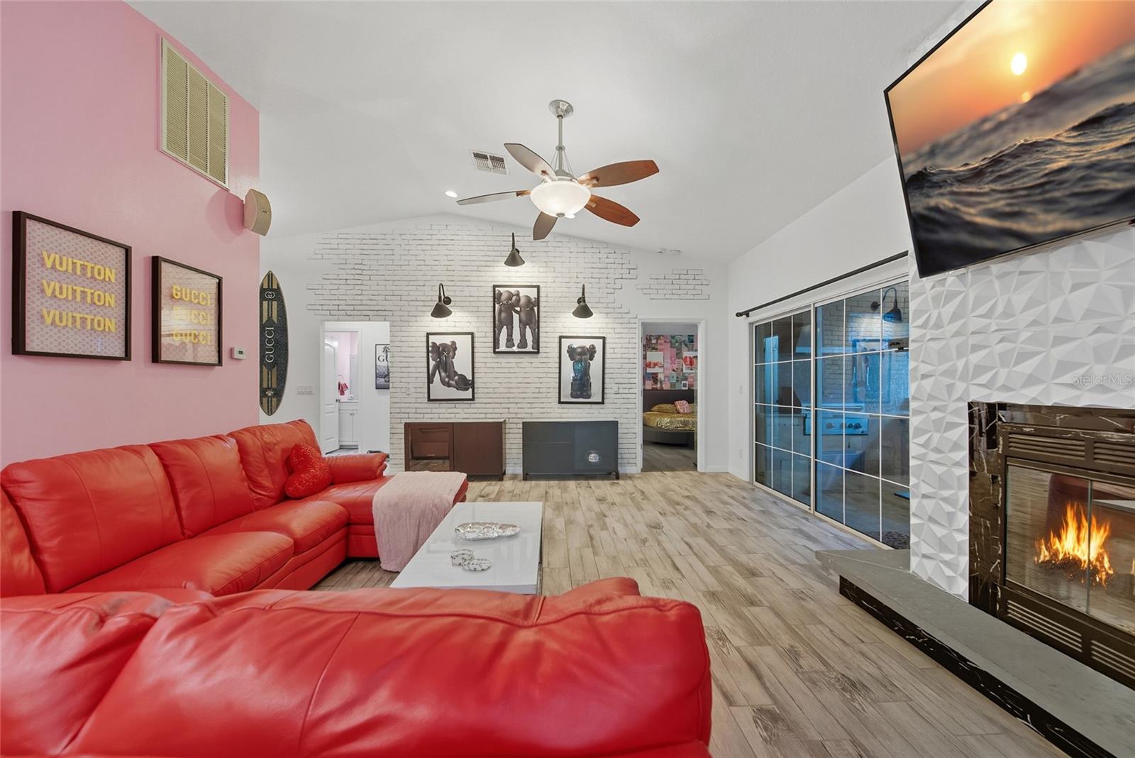 GULF COAST ACRES - Residential