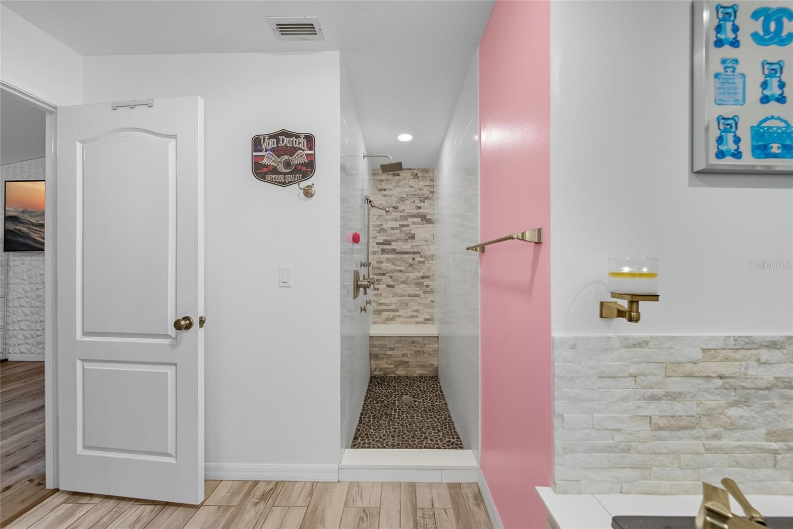 GULF COAST ACRES - Residential