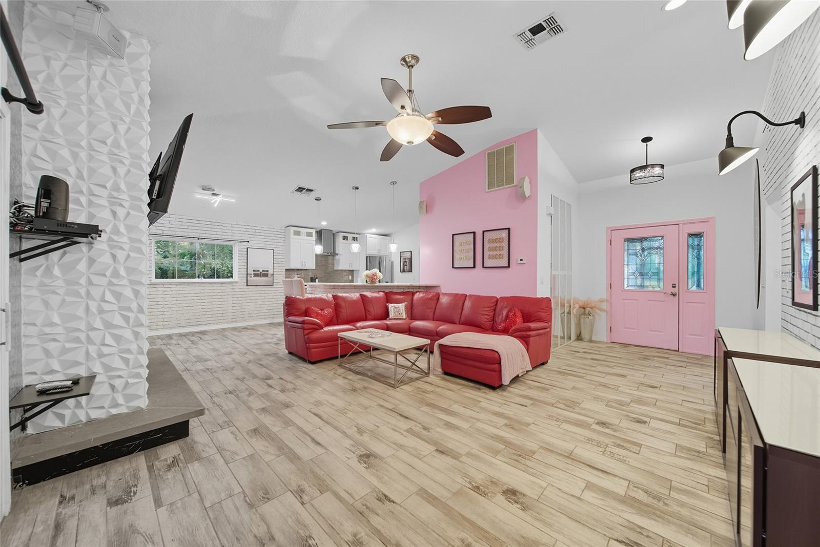 GULF COAST ACRES - Residential