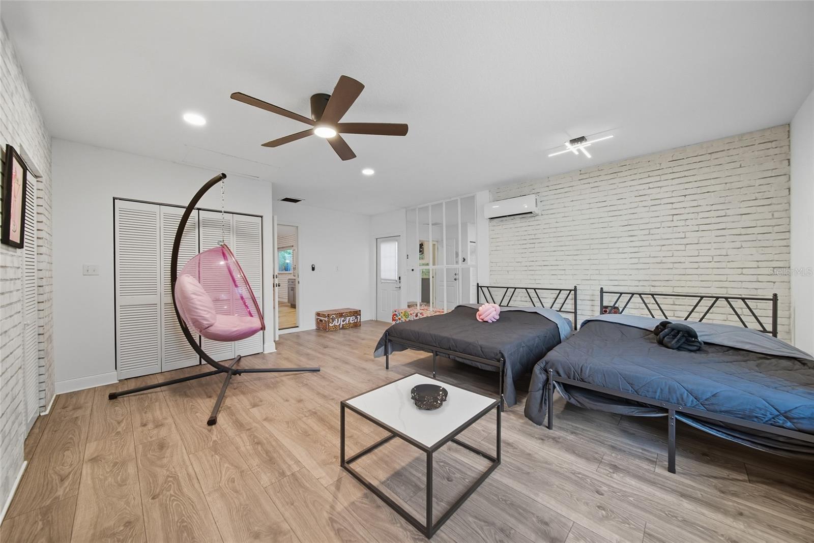 GULF COAST ACRES - Residential