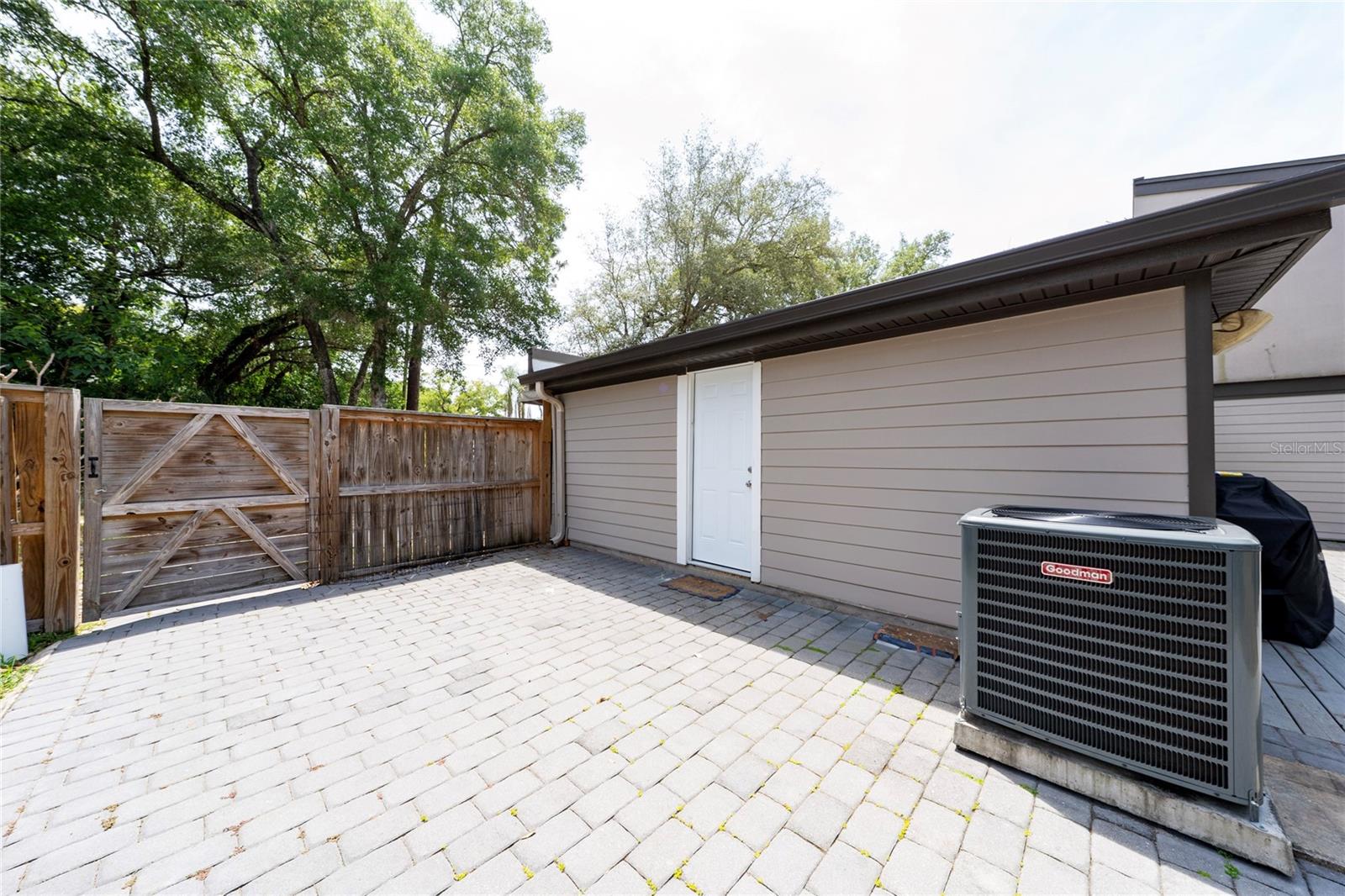 WEST ALTAMONTE HEIGHTS SEC 2 - Residential