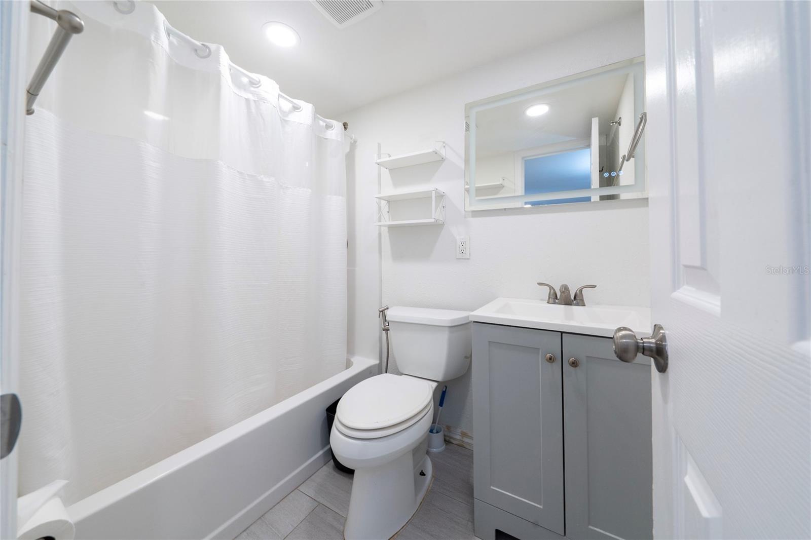 WEST ALTAMONTE HEIGHTS SEC 2 - Residential