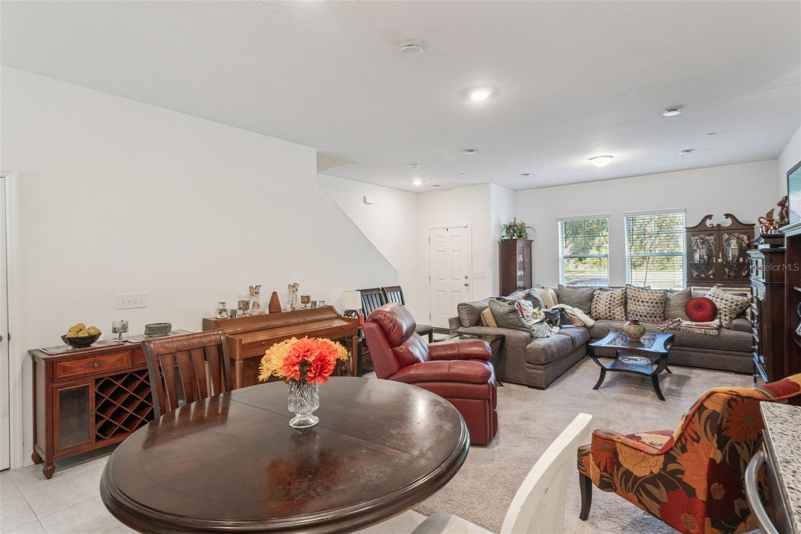 BAY LAKE PRESERVE - Residential