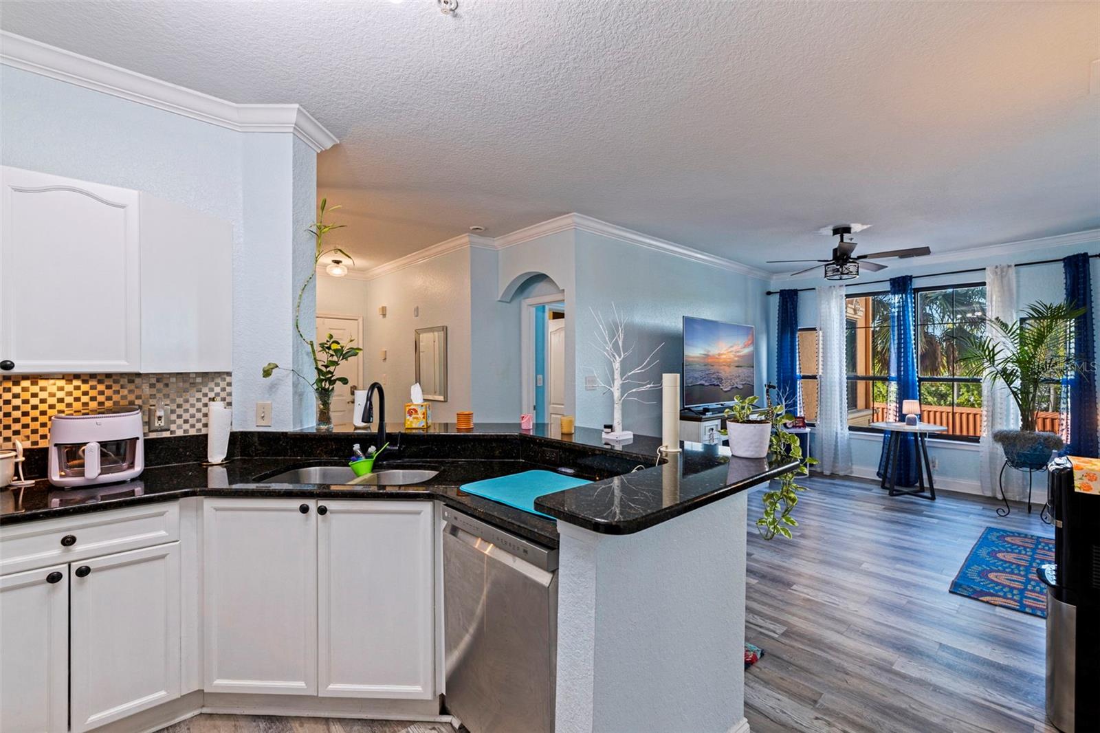 GRAND BELLAGIO AT BAYWATCH CONDO THE - Residential