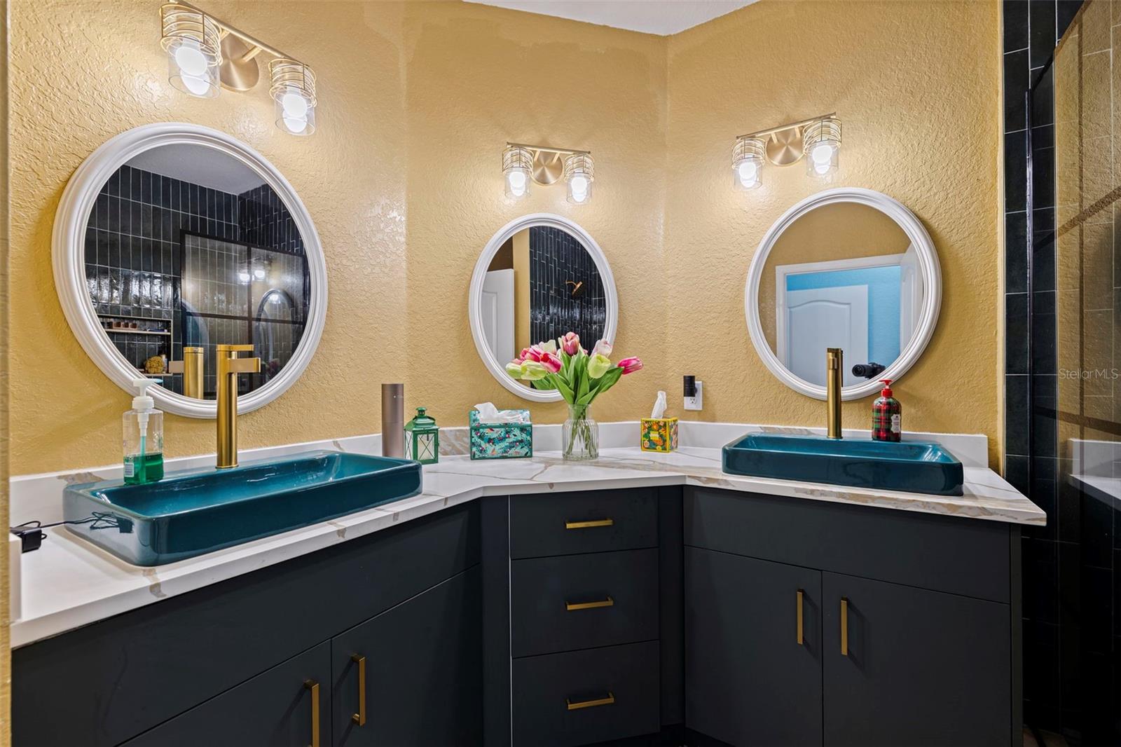 GRAND BELLAGIO AT BAYWATCH CONDO THE - Residential