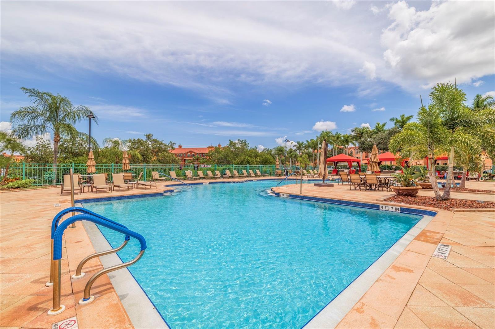 GRAND BELLAGIO AT BAYWATCH CONDO THE - Residential